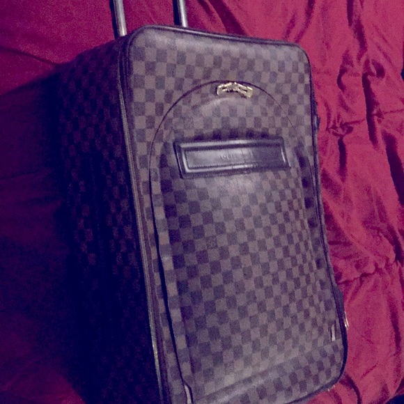 Authentic Louis Vuitton Damier Pegasi 55 - Picture 3 of 10